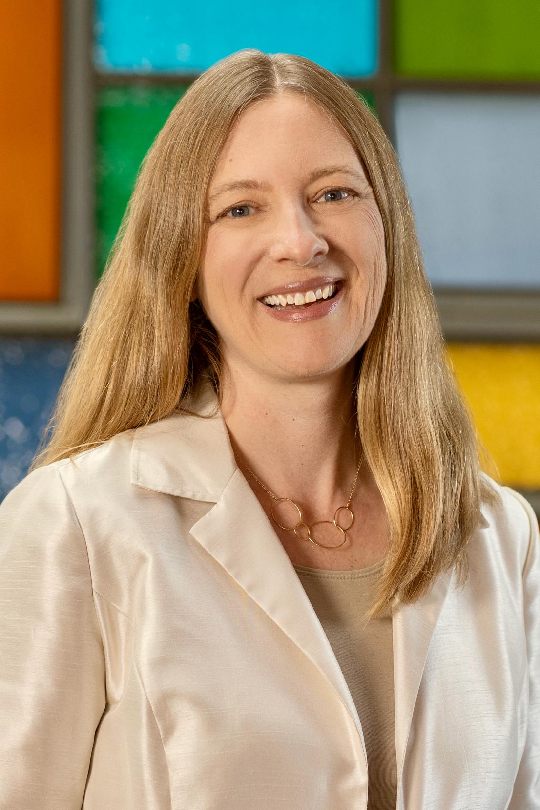 Amanda's other headshot